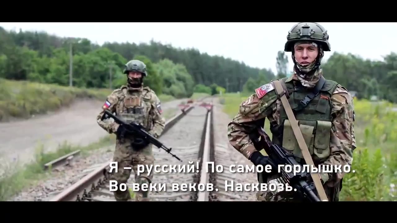 С днем России мужчины и женщины...