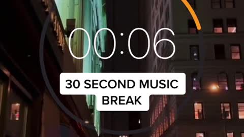 30 second music break #strangerthings4