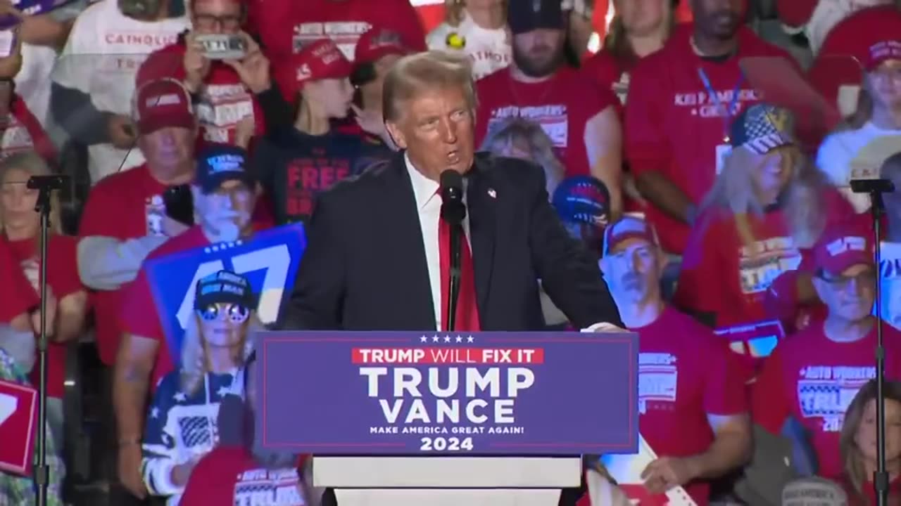 President Trump DESTROYS the Cheneys