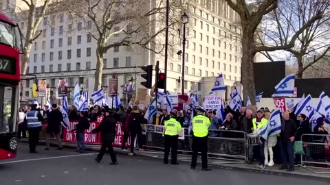Israel's Netanyahu met by protests on London visit
