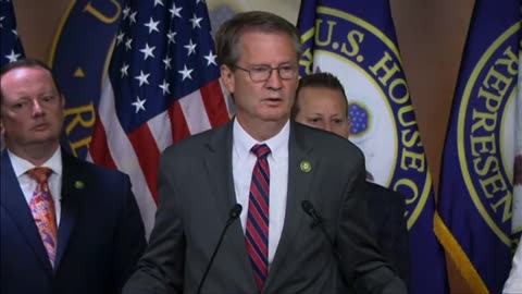 TIM BURCHETT GOES HARD ON UFOs AND OUR GOVT.