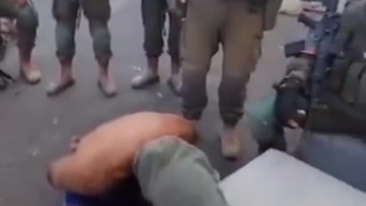 Israeli soldiers tried to remove this video from the internet