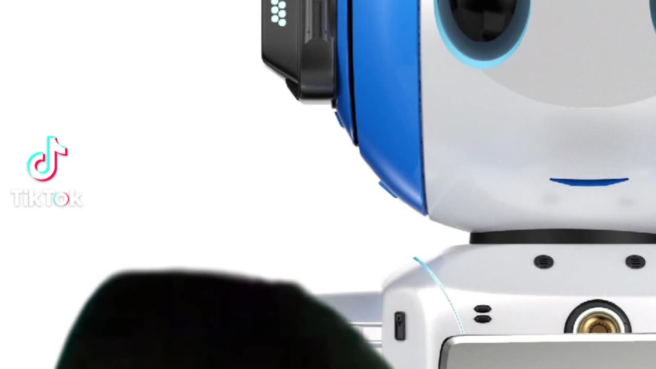 I think it does it on purpose #robot #customerservice