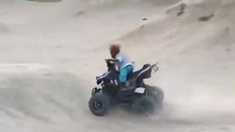 CRAZY MONKEY RIDING A QUADRICLE