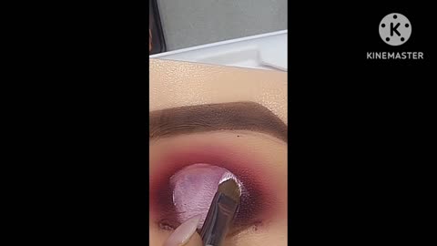 Eye makeup