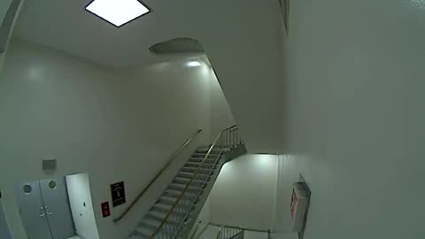 3152RHOB01Stair7_2021-01-05_07h20min02s220ms.mp4