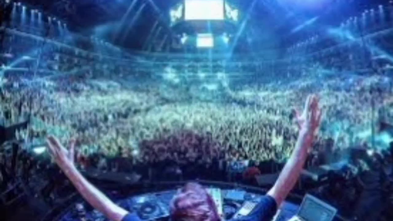 club tune techno sound