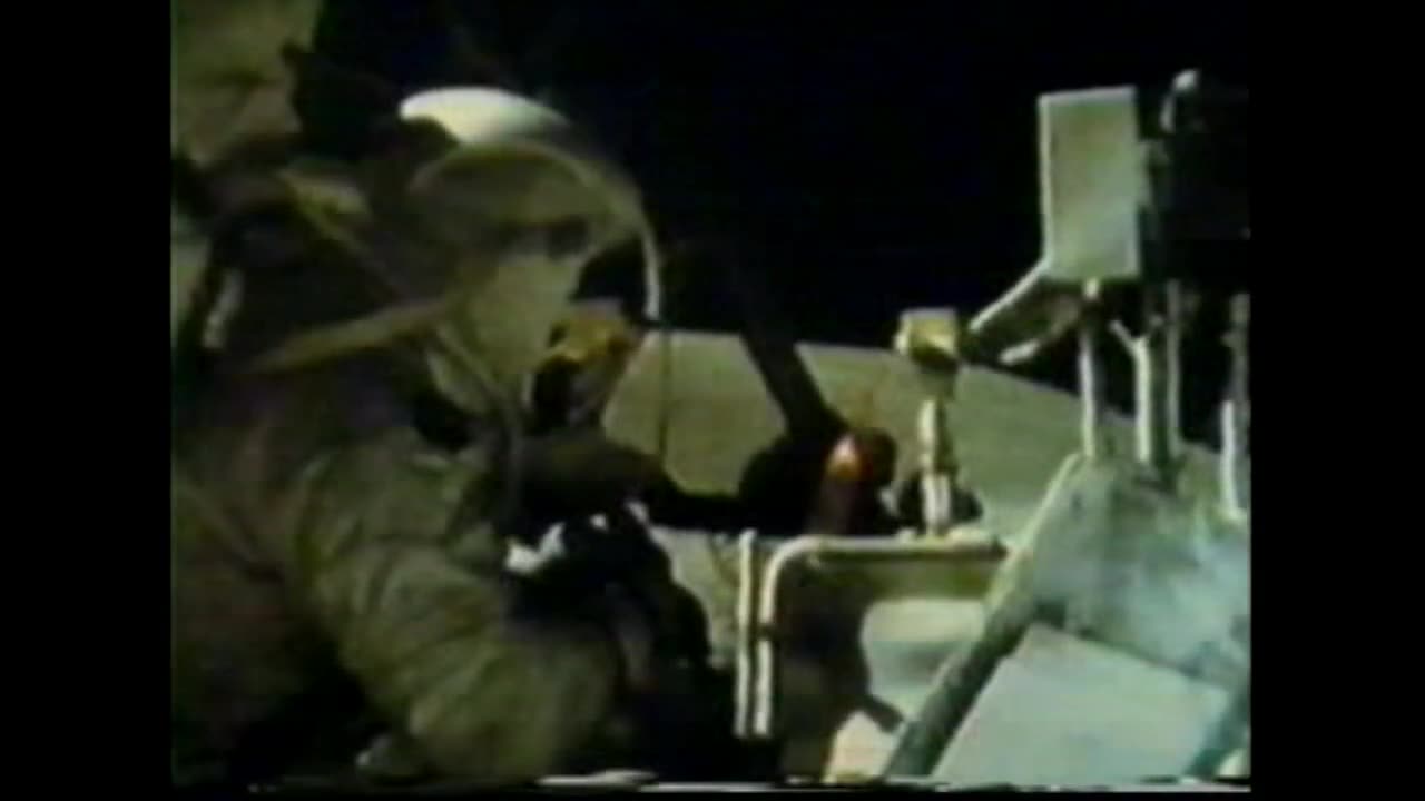 Moon Hoax -Sound of Rock Hitting Rover Heard in Nevada Fake Moon Bay
