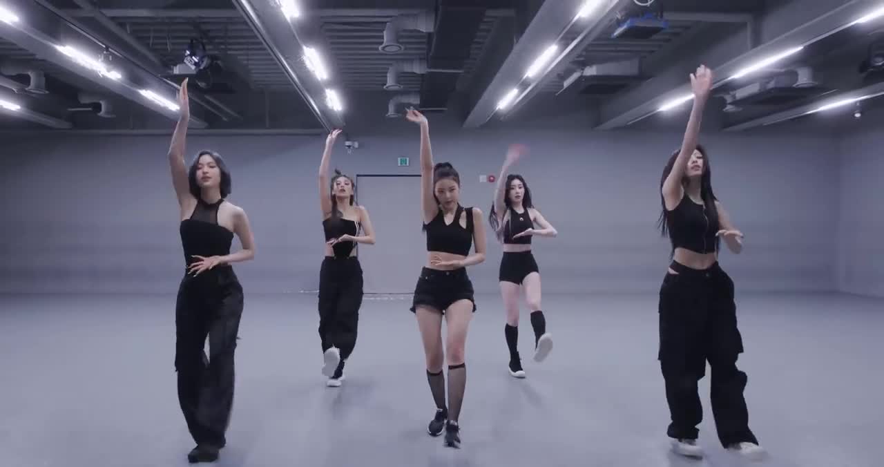 ITZY 'Cheshire' Dance Practice (4K)
