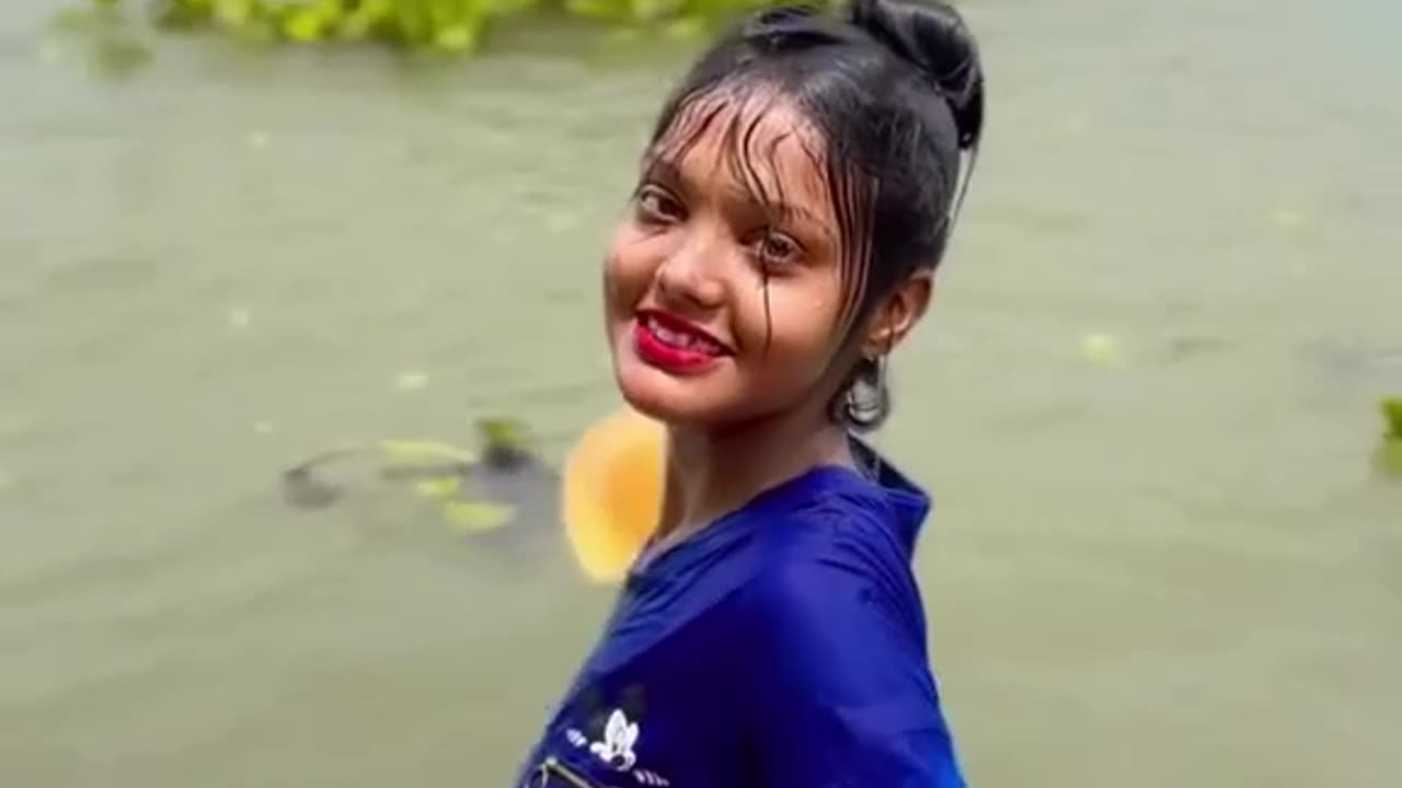 Bathing in the Ganga for girls