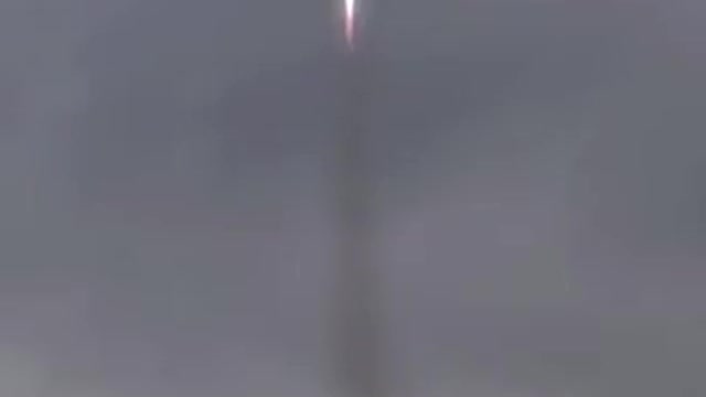 Russian Rocket shrugs off a lightning strike