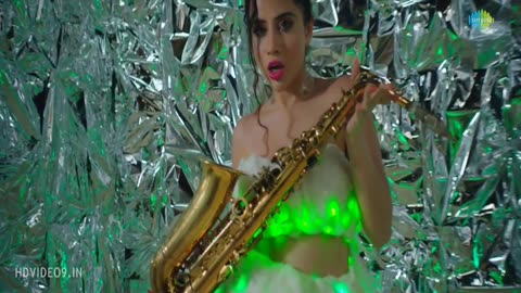 Haye Haye Yeh Majboori - Shruti Rane Ft. Uorfi Javed_HD_720p-(HDYaar9).mp4