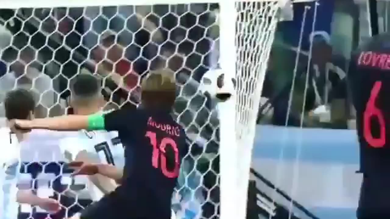 Modric best goals moment