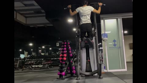 The Deadlift: CrossFit Foundational Movement one of the best workout ￼￼ back