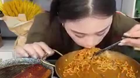 Chinese fruit blogger