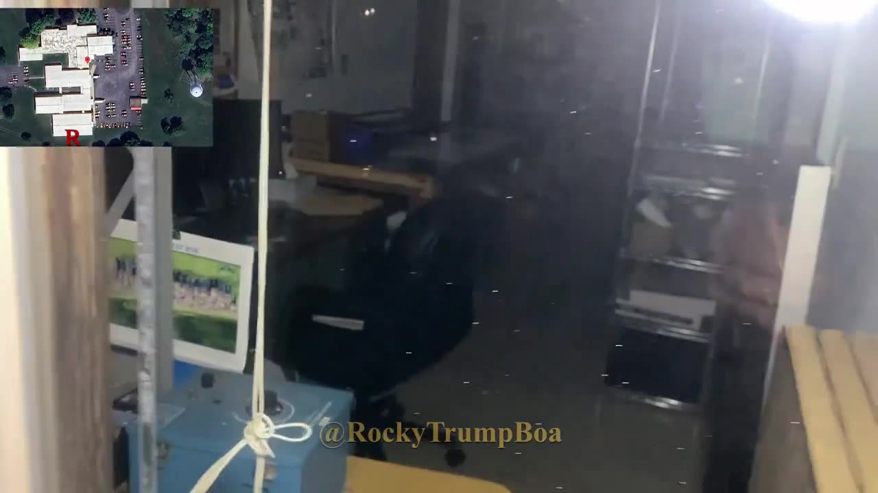 RockyTrumpBoa short then in slowmo -Films into AGR Window- Was it Open or Closed?