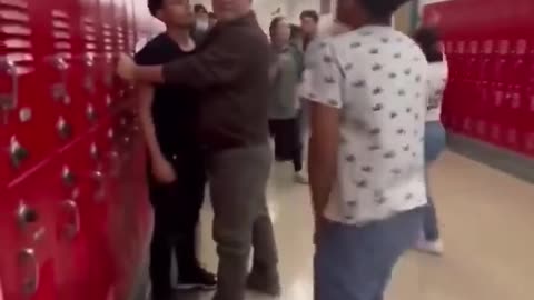 eye-catching combat scenes at school