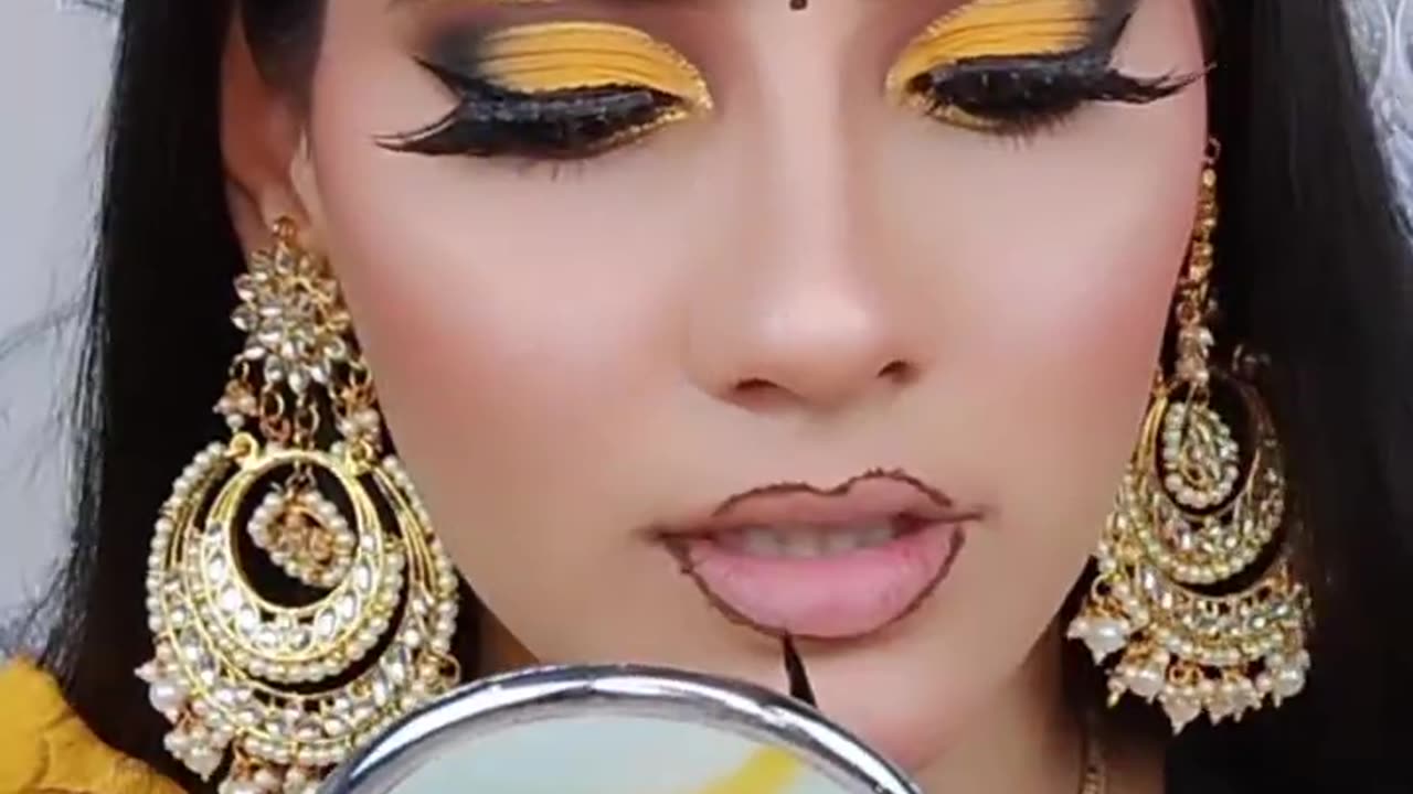 Mehandi on lips 🤯 #shorts