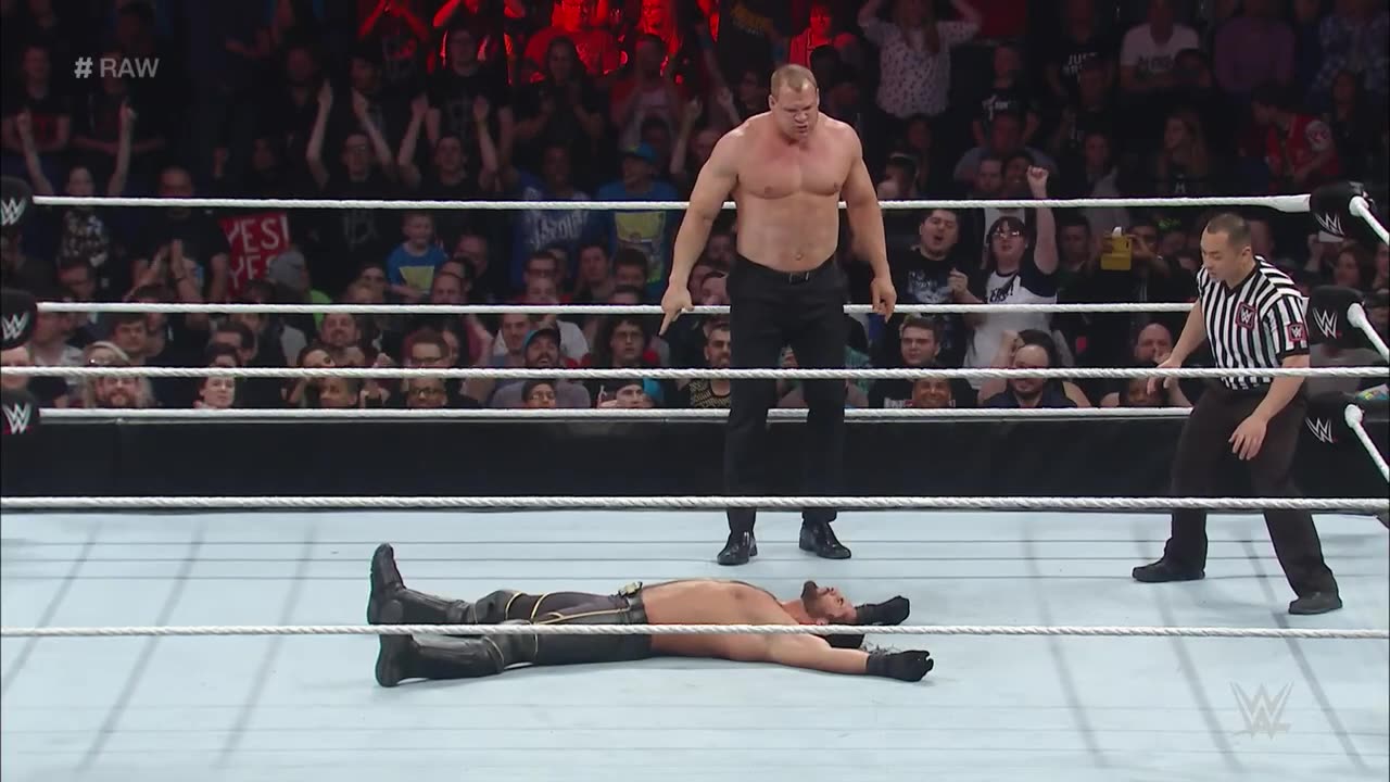 Kane throws the match