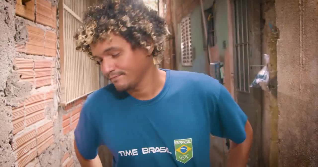 Mc Estudante, Dj Batata - Favelado Rico (Clipe Oficial)