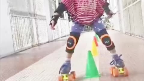 Skating practice with cones | Skating | skating girl | #rumble #skating #Harshalidhankhola