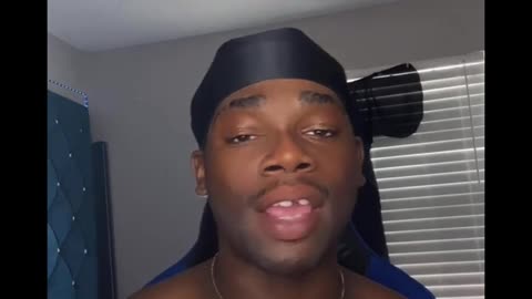 Kenn lying about living in a split room house.