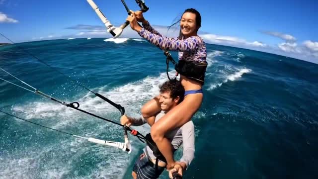 Kite surfing can also be played like this. Sports Kite Surfing Parachute Cure System Scenery