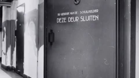 Er zijn bunkers onder Amsterdam. Gebouwd in 1952.