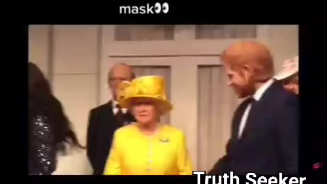 FAKE Prince Harry & Meghan