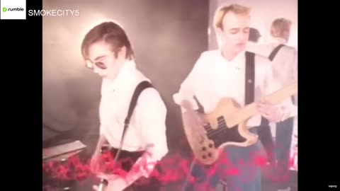 A Flock Of Seagulls - I Ran (So Far Away) (Video)