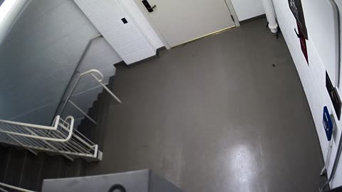 7041CVCLLStair6_2021-01-05_07h31min59s440ms.mp4