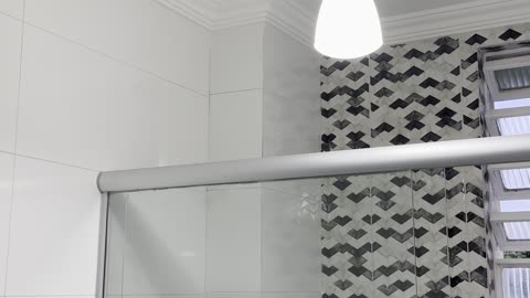 Curious Bathrooms With Ceiling Fans