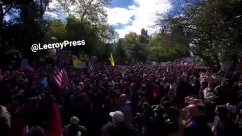 1000s of NYC Fire Dept. Employees Protest Against Vax Mandates at Mayor's Mansion