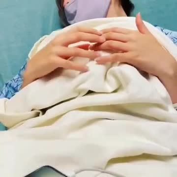 Side effects after experimental covid inoculation of a 21-year-old hospitalized woman