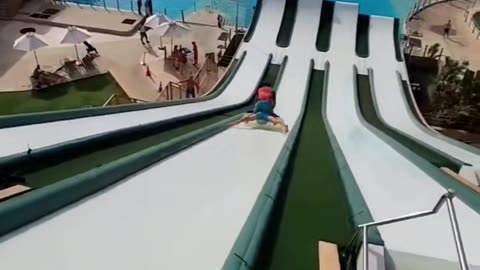 Sky diving on hot balloon