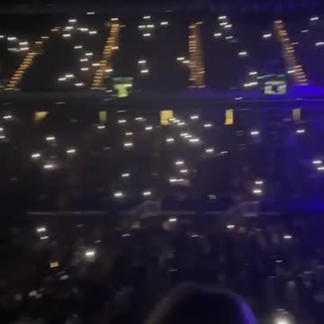 LOVE MY KENTUCKY PATRIOTOS SINGING THAT BEAUTIFUL SONG ON MORGAN WALLEN'S CONCERT!!!