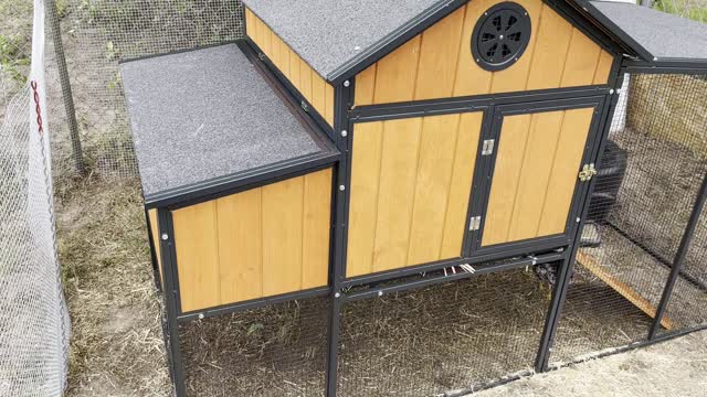 Review of The Producers Pride Sentinel Chicken Coop