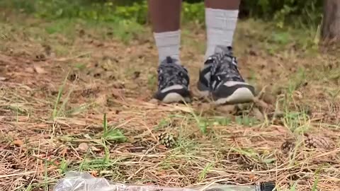 how to made rope from bottle in forest