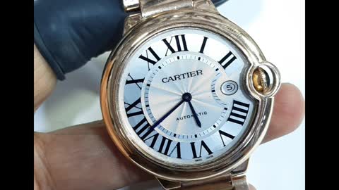 Cleaning and polishing a gold watch cartier ballon blue replace the glass and restoration