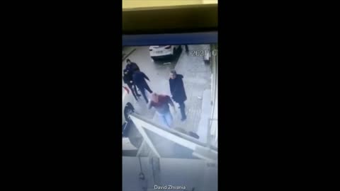 В Сухуми таможенники избили охранника Сбербанка - 19.01.2021