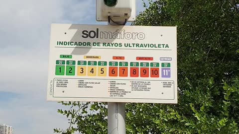 High UV Index in Santiago, Chile ☀️🇨🇱