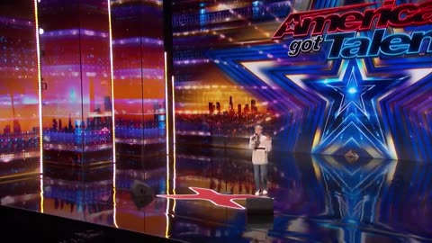 Reid Wilson Receives The GOLDEN BUZZER For "You Don't Own Me" | Auditions | AGT 2024