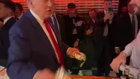 FIRST PRESIDENT TO USE BITCOIN IN A TRANSACTION