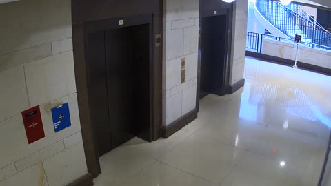 7050CVCLLElevator24-25Lobby_2021-01-06_14h30min30s113ms.mp4