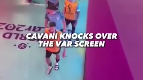 Cavani shoves the VAR screen #uruguay#worldcup #football #footballshorts #viral