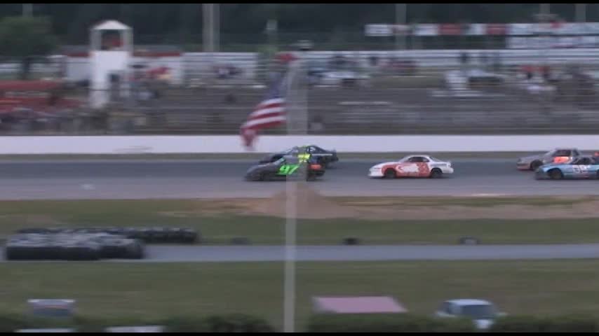 Oxford Plains Speedway - Q97.9 Night - 2009