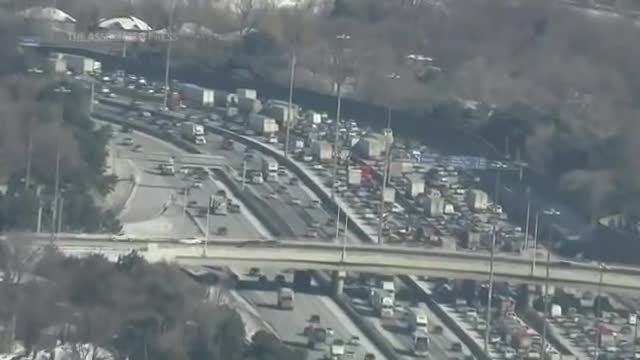 Ottawa police fortify forces for truckers protest