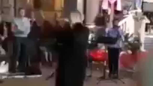 Ο ΚΟΣΜΟΣ ΦΙΛΆΡΑΚΙΑ ΜΟΥ ΑΠΟΤΕΛΕΙΤΑΙ ΑΠΟ ΦΩΤΟΝΙΑ ΝΕΤΡΟΝΙΑ ΗΛΕΚΤΡΟΝΙΑ ΚΑΙ ΗΛΙΘΙΟΥΣ