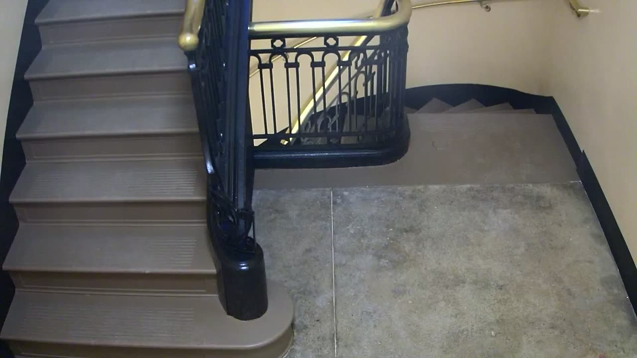 5189CHOB04Stair3_2021-01-06_16h40min03s140ms.mp4