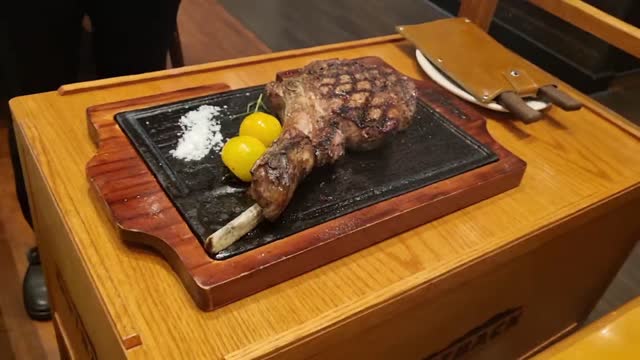 I tried Tomahawk Steak